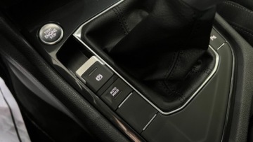 Volkswagen Tiguan II SUV Facelifting 2.0 TDI 150KM 2022 Volkswagen Tiguan Kamera Nawigacja Full LED Elektryczna klapa MOZLIWA ZAMI, zdjęcie 10