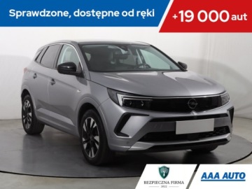 Opel 2022 Opel Grandland 1.2 Turbo, Salon Polska