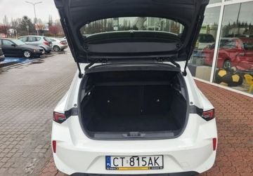 Opel 2022 Opel Astra Bogata wersja z najoszczedniejszym silnikiem benzynowym. 1.2, zdjęcie 6