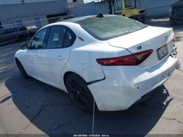 Alfa Romeo Giulia II Sedan Facelifting 2.0 Turbo 280KM 2020 Alfa Romeo Giulia Ti 2020 2.0l 2.0 Benzyna 280KM, zdjęcie 3