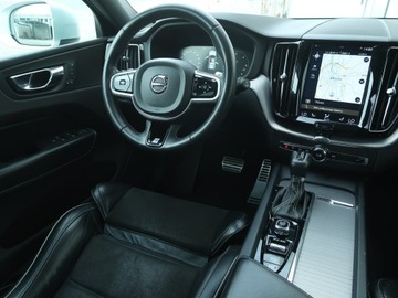Volvo XC60 II Crossover D5 235KM 2017 Volvo XC60 D5 AWD, Salon Polska, Serwis ASO, zdjęcie 6