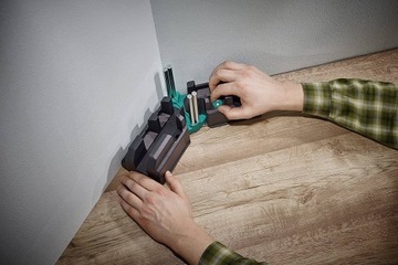 WOLFCRAFT Регулируемое стусло для планок + японская ручная пила