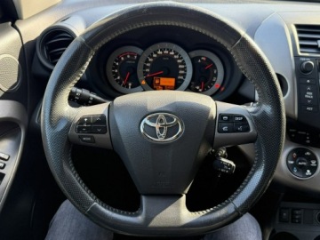 Toyota RAV4 III MPV Facelifting 2.2 D-4D 150KM 2011 Toyota RAV-4 4x4 2.2D 2011 Bogata Wersja Elektryka, zdjęcie 10