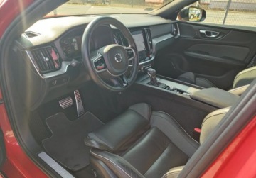 Volvo S60 III Sedan 2.0 T5 250KM 2019 Volvo S60 Salon PL 78 tys. km Pelny serwis POLESTAR HAIKO Gwarancja, zdjęcie 18