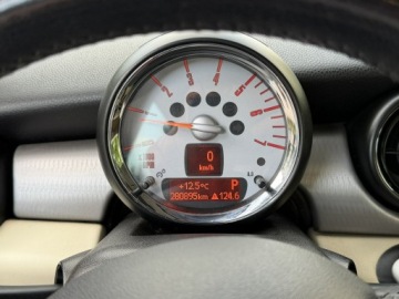 Mini Clubman R55 Kombi 1.6 TD 110KM 2008 Mini Clubman Skóra | Automat | Czujniki, zdjęcie 9