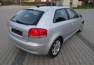 Audi A3 8P Hatchback 3d 2.0 TDI PD 140KM 2007 Audi A3 Audi A3 2.0 TDI Attraction, zdjęcie 5