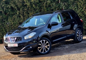 Nissan Qashqai II 2014 Nissan Qashqai2 4x4Panoramabardzo ladny, 7 osob, bardzo ladny. GWARANCJA