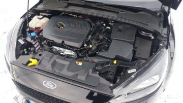 Ford Focus III Sedan Facelifting 1.5 EcoBoost 182KM 2018 Ford Focus Ford Focus 1.5 Benzyna 182KM St Line Czarny Z Niemiec, zdjęcie 7