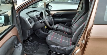 Peugeot 108 2015 Peugeot 108 1,0 70KM Benzyna 5-Drzwi Klima Led Serwis Benzyna 70KM, zdjęcie 4