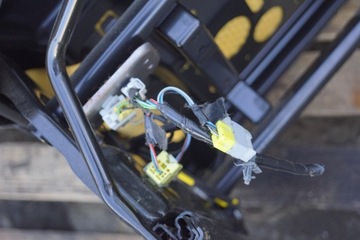 СИДЕНЬЕ ПЕРЕДНЕЕ ПРАВОЕ NISSAN QASHQAI J10 ЛИФТ