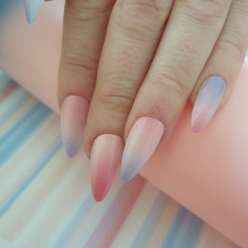 Paznokcie Sztuczne Tipsy Almond Ombre Różowe z Klejem 24szt