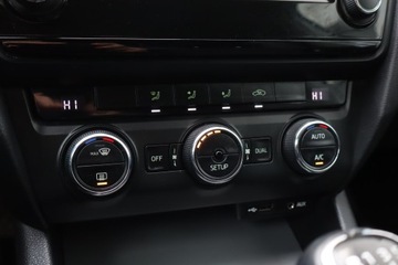 Skoda Octavia III Liftback 1.4 TSI 140KM 2014 Skoda Octavia 1.4 TSI, Salon Polska, Klima, zdjęcie 17