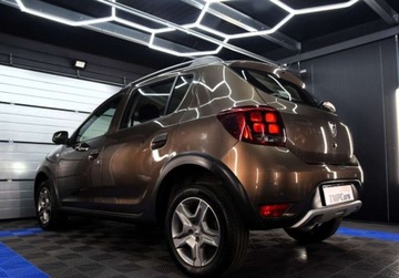 Dacia Sandero II Hatchback 5d Facelifting 0.9 TCe 90KM 2017 Dacia Sandero Stepway Benzyna Klimatyzacja Duze radio Zarejestrowany 90KM, zdjęcie 1