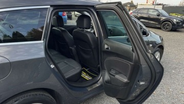 Opel Astra J Sports Tourer Facelifting 1.4 Turbo ECOTEC 140KM 2013 Opel Astra Bogate wyposazenie, Udok. przebieg GWARANCJA 1.4 Benzyna, zdjęcie 28