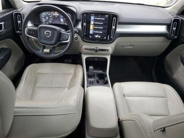 Volvo XC40 2020 Volvo XC 40 Volvo XC40 T5 Momentum 2.0 Benzyna 252KM, zdjęcie 7