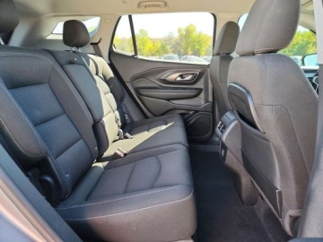  GMC Terrain Sle 2023 1.5 Benzyna 175KM, zdjęcie 11