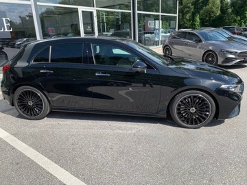 Mercedes Klasa A W177/V177 Hatchback Facelifting 2.0 220 190KM 2025 A Klasa 220 4-Matic AMG Line 2.0 (190KM) 2025, zdjęcie 3