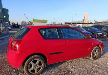 Toyota Corolla IX (E12) Sedan 1.6 i 16V 110KM 2004 Toyota Corolla Toyota Corolla 1.6 Benzyna 110KM, zdjęcie 3