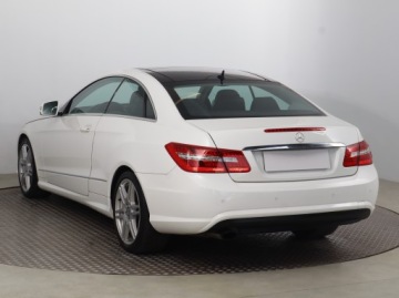 Mercedes Klasa E W212 Coupe 250 CGI BlueEFFICIENCY 204KM 2012 Mercedes E E 250, Salon Polska, Automat, Skóra, zdjęcie 3