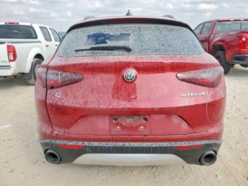 Alfa Romeo Stelvio SUV 2.0 Turbo 280KM 2018 Alfa Romeo Stelvio TI Sport 2018 2.0 Benzyna 280KM, zdjęcie 2