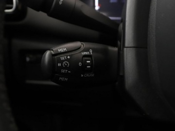 Citroen C5 Aircross SUV 1.5 BlueHDI 131KM 2020 Citroen C5 Aircross 1.5HDi FEEL Klimatronik, zdjęcie 31