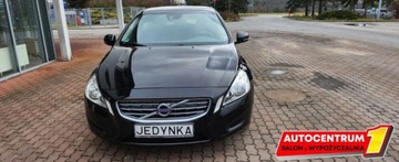 Volvo V60 I Kombi 1.6 DRIVe 115KM 2011 Volvo V60 Bardzo ladny stan, zdjęcie 10