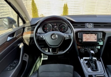 Volkswagen Passat B8 Variant 2.0 TDI SCR 240KM 2016 Volkswagen Passat Volkswagen Passat 2.0 TDI Bi-Turbo BMT 4Mot Highline DSG, zdjęcie 5