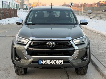 Toyota Hilux VIII Podwójna kabina Facelifting 2.8 D-4D 204KM 2021 TOYOTA HILUX 2.8 D-4D Double Cab SR5+ 4x4, zdjęcie 17