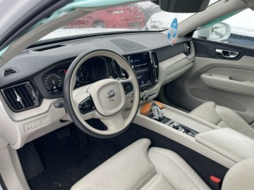 Volvo XC60 II Crossover 2.0 B5 Diesel Mild Hybrid 249KM 2020 Volvo XC 60 Diesel mHEV B5 AWD Skóra Panorama, zdjęcie 7