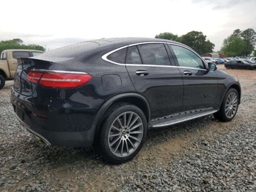 Mercedes GLC C253 2017 Mercedes-Benz GLC Coupe 300 4Matic 2017 2.0l 2.0 Benzyna 241KM, zdjęcie 9