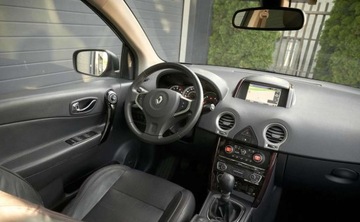 Renault Koleos I 2015 Renault Koleos Renault Koleos dCi 150 FAP 4x2 Paris 2.0 Diesel 150KM, zdjęcie 33