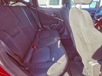 Jeep Renegade 2020 Jeep Renegade Sport 2020 2.4 Benzyna 180KM, zdjęcie 11