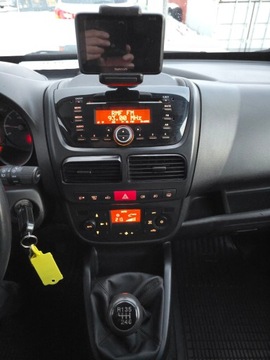 Opel Combo D Tour 1.6 CDTI 105KM 2017 Opel Combo Tour Van 1.6 CDTI L1H1 - diesel 5 drzwi, zdjęcie 5