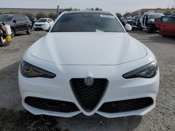 Alfa Romeo Giulia II Sedan Facelifting 2.0 Turbo 280KM 2022 Alfa Romeo Giulia 2022 2.0l 2.0 Benzyna 280KM, zdjęcie 5