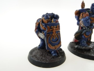 Ультрамарины — Марнеус Калгар с Почетным караулом Викторикс