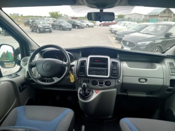 Renault Trafic II Furgon 2.0 dCi 115KM 2013 Renault Trafic Renault Trafic Passenger Pack Clim 2.0 Diesel 115KM, zdjęcie 16