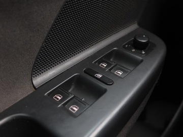 Volkswagen Golf V Hatchback 1.4 80KM 2008 VW Golf 1.4 16V, Klima, Klimatronic,ALU, zdjęcie 15