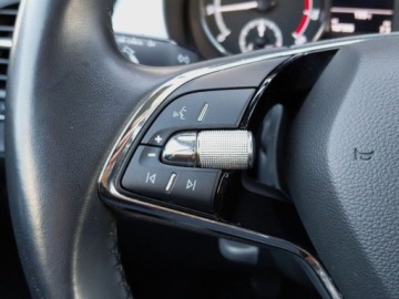 Skoda Fabia III Kombi Facelifting 1.0 TSI 95KM 2021 Skoda Fabia 1.0TSI 95KM Ambition SalonPL SerwisASO Kessy Kamera SmartLink, zdjęcie 20