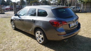 Opel Astra J Sports Tourer 1.4 Turbo ECOTEC 140KM 2011 Opel Astra super stan. Gwarancja. Polecam!!!, zdjęcie 6