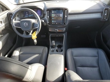 Volvo XC40 2024 Volvo XC 40 Core 2024 2.0L 2.0 Benzyna 194KM, zdjęcie 8