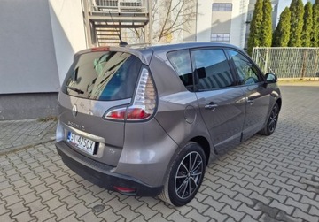 Renault Scenic III Van Facelifting 1.6 16v 110KM 2012 Renault Scenic 1.2 BOSE Zarejestrowany Ekonomiczny 1.2 Benzyna 110KM, zdjęcie 4
