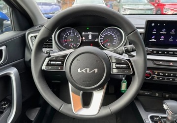 Kia Ceed III Kombi Facelifting 1.5 T-GDI 140KM 2024 Kia Ceed M pakiet SMART, 140KM 7DCT, dostepny od reki 1.5 Benzyna 140KM, zdjęcie 15