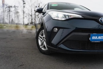 Toyota C-HR I Crossover Facelifting 1.8 Hybrid 122KM 2022 Toyota C-HR 1.8 Hybrid, Serwis ASO, Automat, zdjęcie 9
