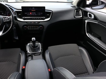 Kia Ceed III Kombi Facelifting 1.5 T-GDI 160KM 2022 Kia Ceed 1.5 T-GDI, Salon Polska, Serwis ASO, zdjęcie 7