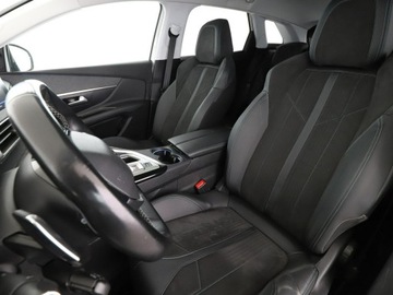 Peugeot 3008 II Crossover 1.5 BlueHDI 130KM 2018 Peugeot 3008 Automat Navi Kamera cofania, zdjęcie 12