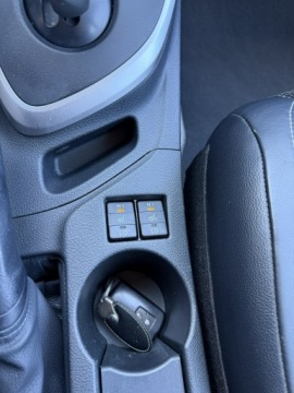 Toyota Auris II Hatchback 5d 1.8 HSD 136KM 2013 Toyota Auris 1.8 HSD136KM Prestige Skóra Kamera, zdjęcie 11