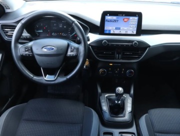 Ford Focus III Hatchback 5d facelifting 1.5 TDCi 120KM 2018 Ford Focus 1.5 TDCi, Navi, Klima, Tempomat, zdjęcie 6