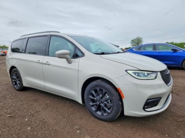 Chrysler Pacifica II 2021 Chrysler Pacifica Touring L 2021 3.6 Benzyna 287KM, zdjęcie 4