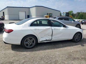 Mercedes Klasa E W214 2023 Mercedes-Benz Klasa E 350 4Matic 2023 2.0l 2.0 Benzyna 255KM, zdjęcie 3