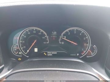 BMW Seria 7 G11-G12 2016 BMW Seria 7 2016 BMW 750I XDRIVE 4.4 Benzyna 445KM, zdjęcie 10